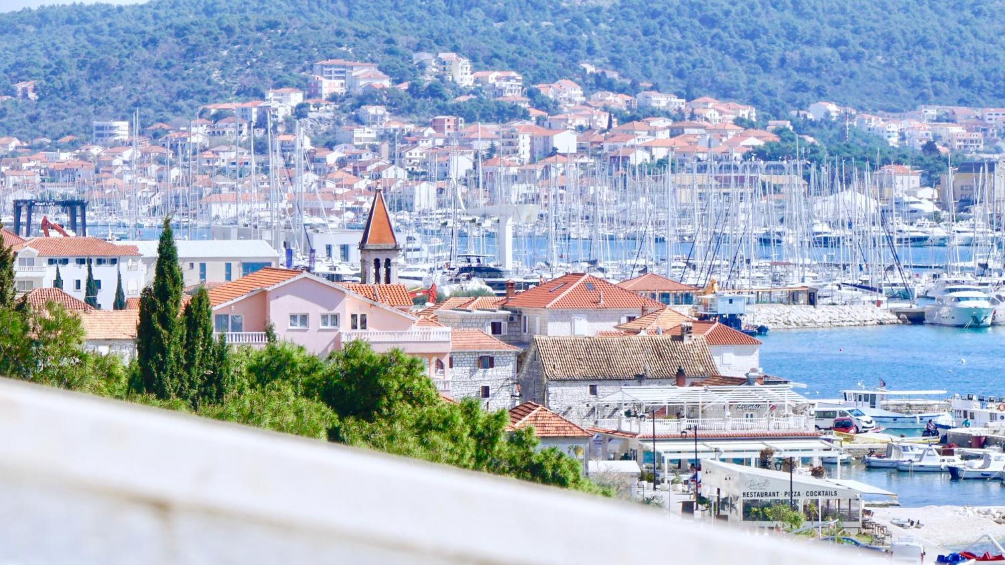 Hotel Bavaria Trogir Donji Seget Dış mekan fotoğraf