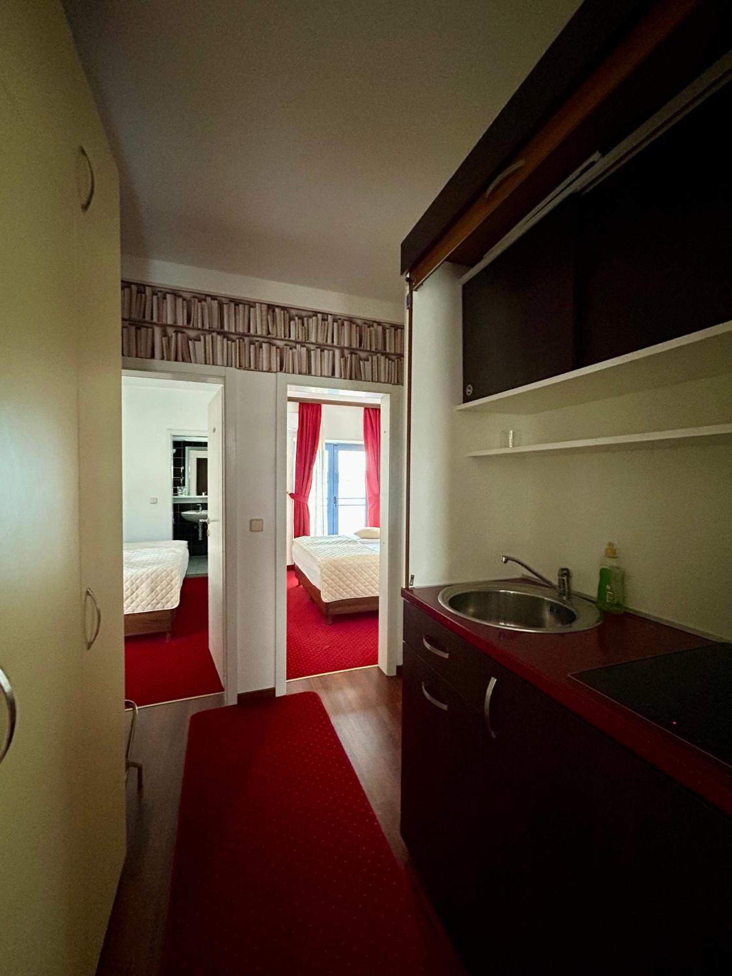 Hotel Bavaria Trogir Donji Seget Dış mekan fotoğraf